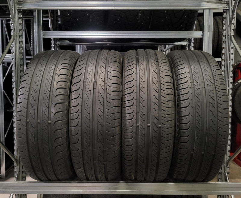 GT Radial Champiro FE1 - 195/65