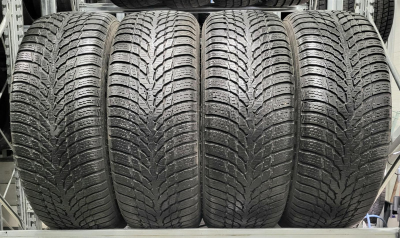 Nokian Wr Snowproof - 235/50 R17