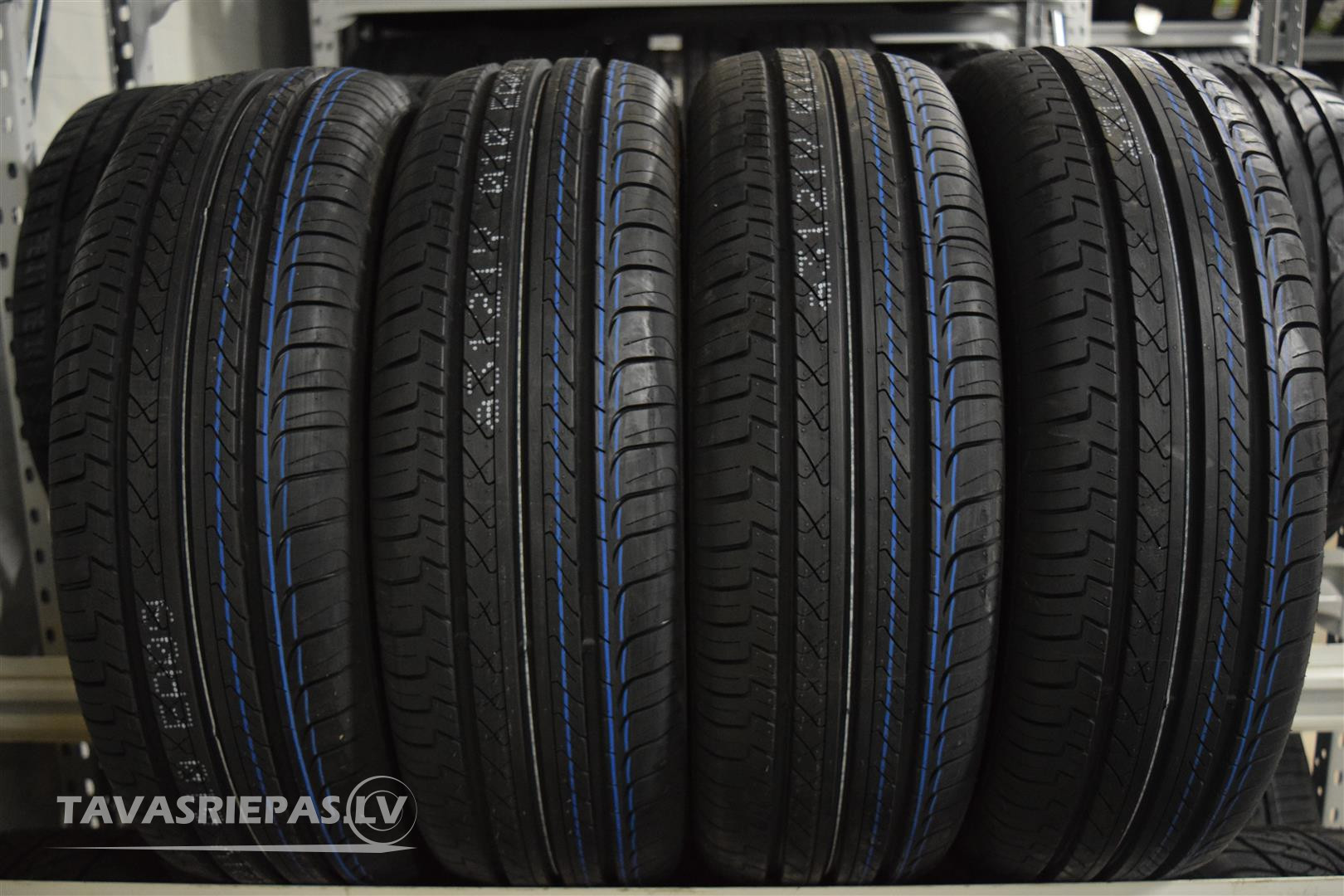 мегамаркет шины. фоо магазин грузовых шин. мегамаркет шины. Continental contisportcontact 5 suv. шины gt radial champiro fe1 205/65 r15.