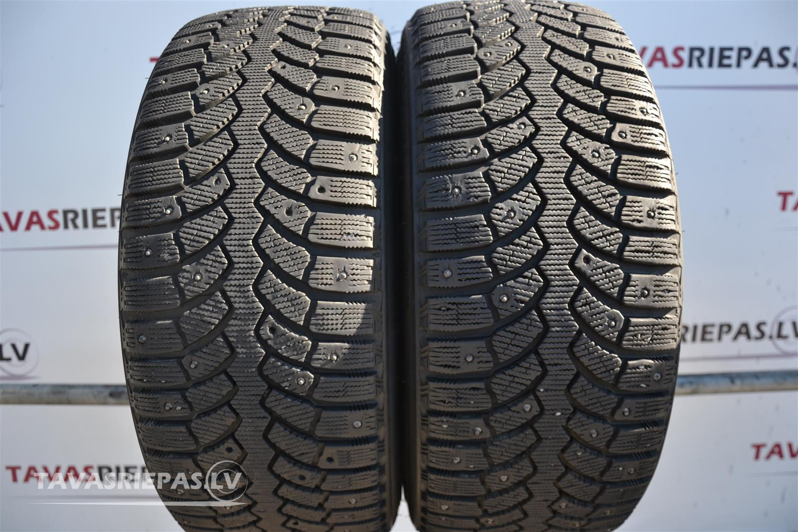 Tires Bridgestone Blizzak Spike 01 225/40 R18