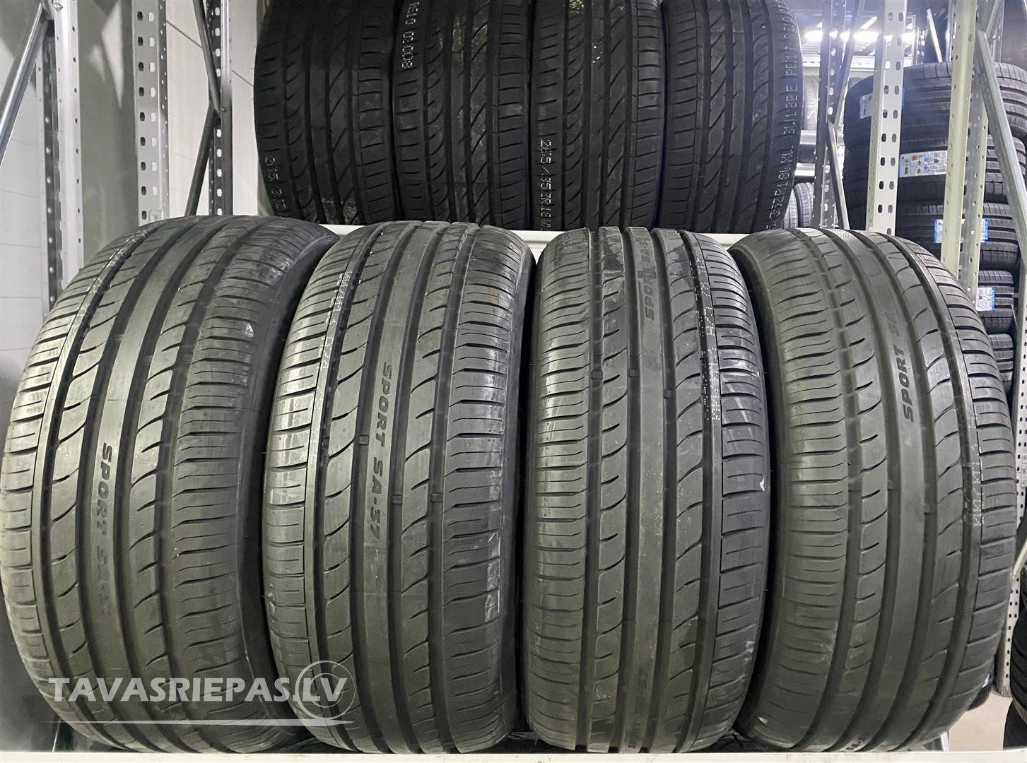 Tires Goodride SA37 SPORT 275/45 R21