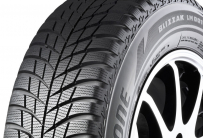 Bridgestone Blizzak LM001 235/50 R19